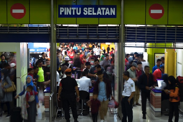 Libur Akhir Tahun, 16.700 Orang Tinggalkan Jakarta Gunakan Kereta Api