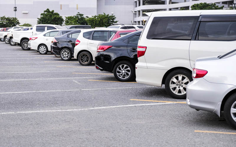 Parkir Sembarangan saat Liburan di Jogja, Puluhan Mobil Digembosi Petugas