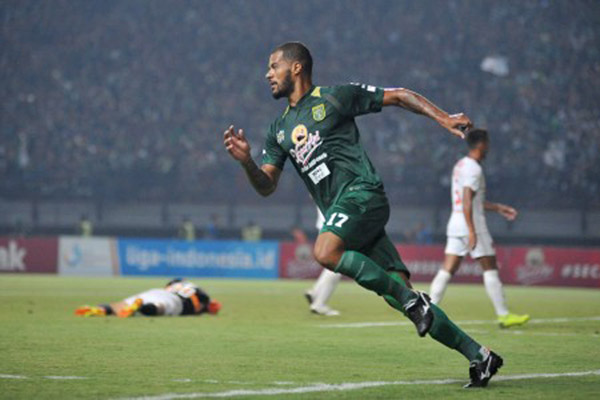 Liga Indonesia Belum Jelas, Striker Persebaya Hengkang ke Malaysia