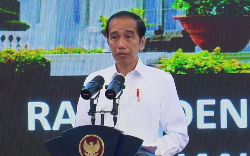 Kasus Covid-19 Melonjak, Jokowi Bilang Indonesia Masih Beruntung
