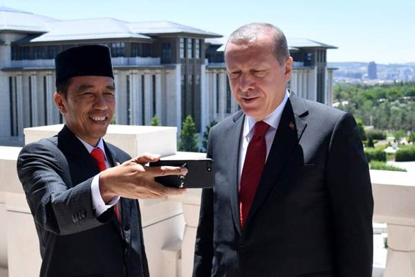 Presiden Turki Erdogan Uninstall Whatsapp