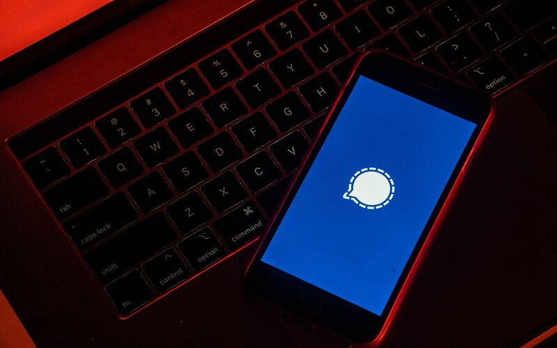 Ini Cara Mudah Pindahkan Obrolan Grup WhatsApp ke Signal