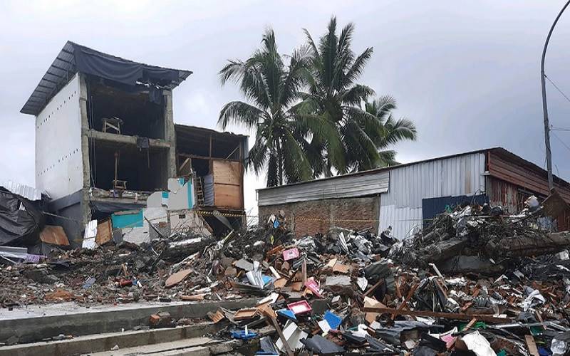 81 Orang Tewas Akibat Gempa Sulawesi Barat