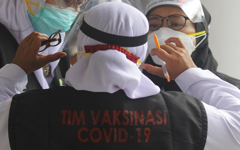 Menag Yaqut Minta Prioritas Vaksin Covid-19 untuk Calon Jemaah Haji 2021 