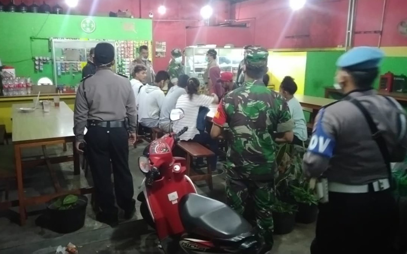 Aparat Tindak 619 Pelanggar Kebijakan Pembatasan di Jogja
