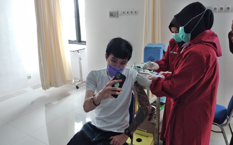 1.819 Nakes di Sleman Sudah Terima Suntikan Vaksin Covid-19 Dosis Kedua