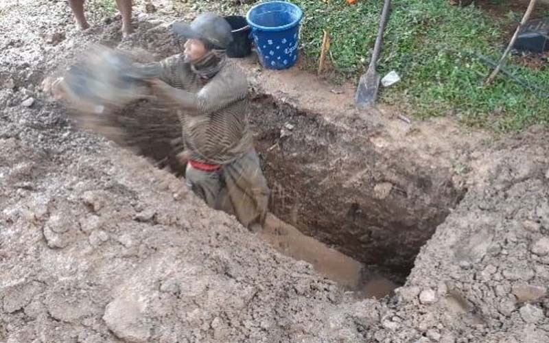 Ustaz Maaher Meninggal Dunia, Kuburannya Ditemukan Banyak Air