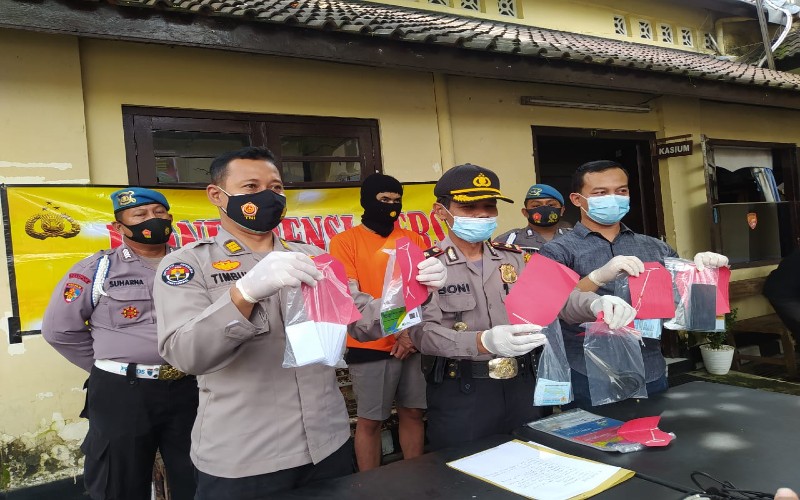 Polisi Bongkar Kasus Jual Beli KTP Palsu di Jogja