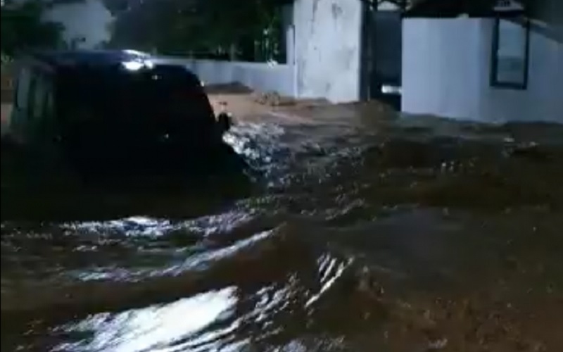 Nganjuk Dilanda Banjir dan Tanah Longsor, 23 Orang Belum Ditemukan