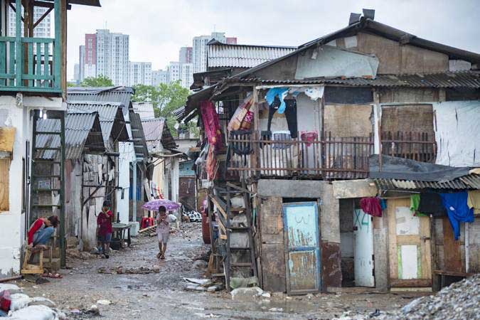 Jumlah Penduduk Miskin Indonesia Tambah 2,7 Juta dalam Setahun akibat Covid-19