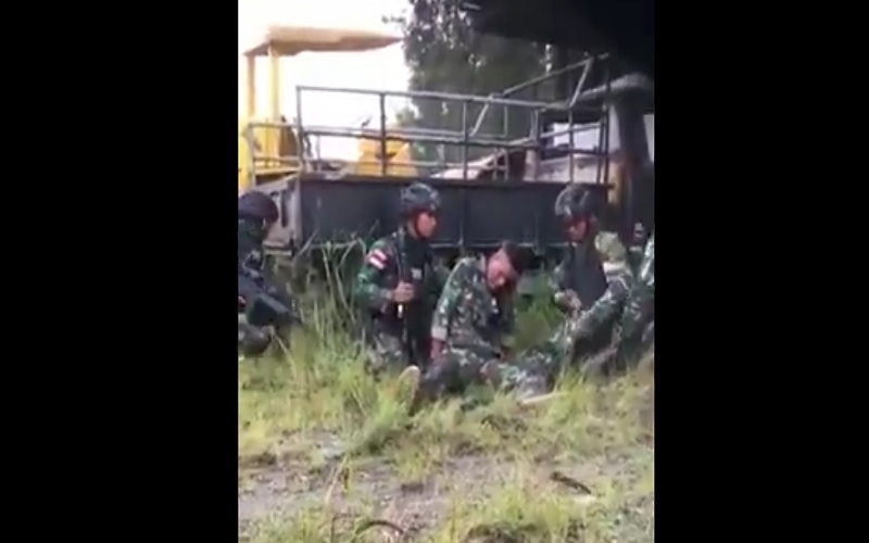 Viral Video Prajurit TNI Terluka saat Kontak Senjata dengan Separatis OPM