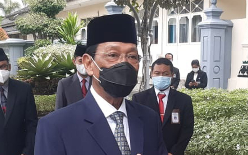 Sultan HB X Serahkan SK Penunjukan 3 Sekda Jadi Plh Bupati