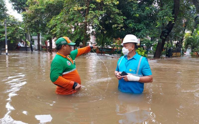 Banyak Wilayah Dilanda Banjir, Bagaimana Kondisi Peralatan Kelistrikan PLN?