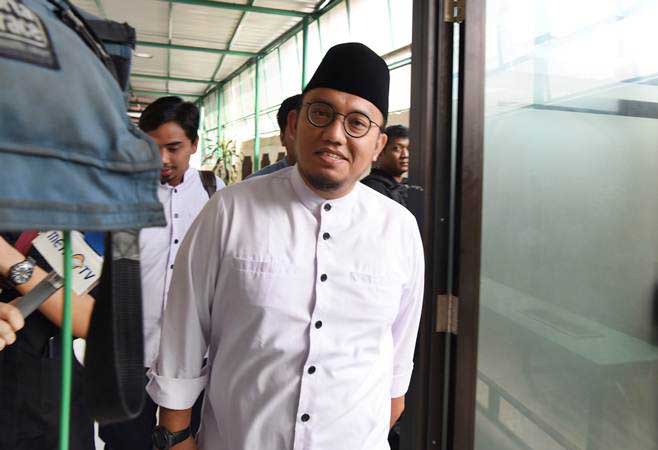 Jubir Prabowo Sebut Ada Kebencian Politik ke Anies, RK, dan Ganjar Terkait Banjir