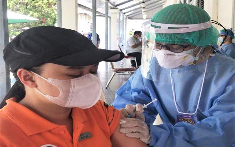 Hotel Harper Malioboro Menjadi Hotel Pertama di Yogyakarta Yang Menerima Vaksin COVID-19 Tahap Pertama Untuk Seluruh Karyawannya