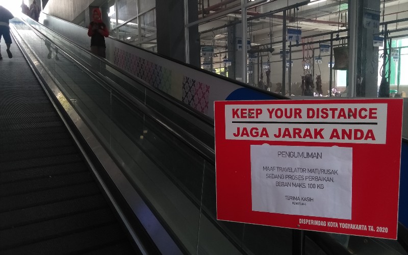 Baru Diresmikan, Eskalator Pasar Prawirotaman Sudah Rusak
