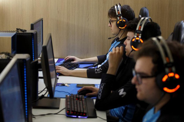 Simak Tips Membentuk Tim Esports!