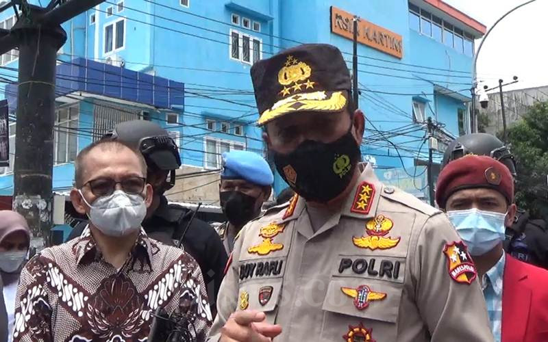 Tidak Mencolok, Polisi Berjaga dengan Pakaian Preman 