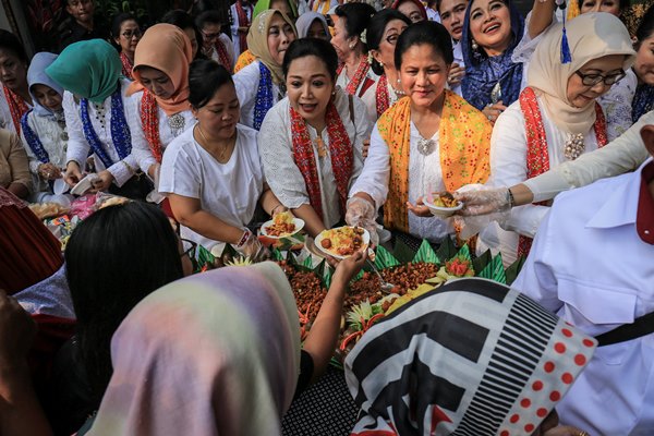 Iriana Jokowi Dinobatkan Jadi Wanita Paling Berpengaruh Menurut Iconomics Inspiring Women 2021