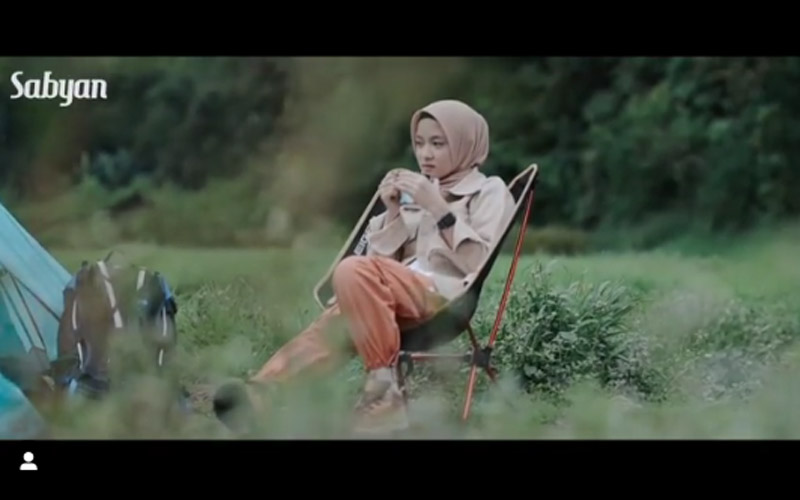 Nissa Sabyan Kembali Rilis Lagu Baru, Ayus Jadi Model Video Klipnya