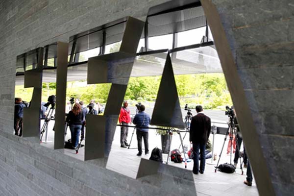 FIFA Peringatkan Klub-klub Liga Super Eropa 