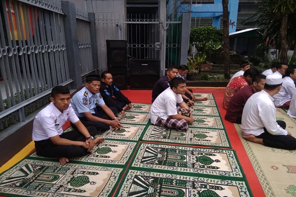 IDI Sarankan Alat Shalat di Masjid dan di Rumah Dipisah
