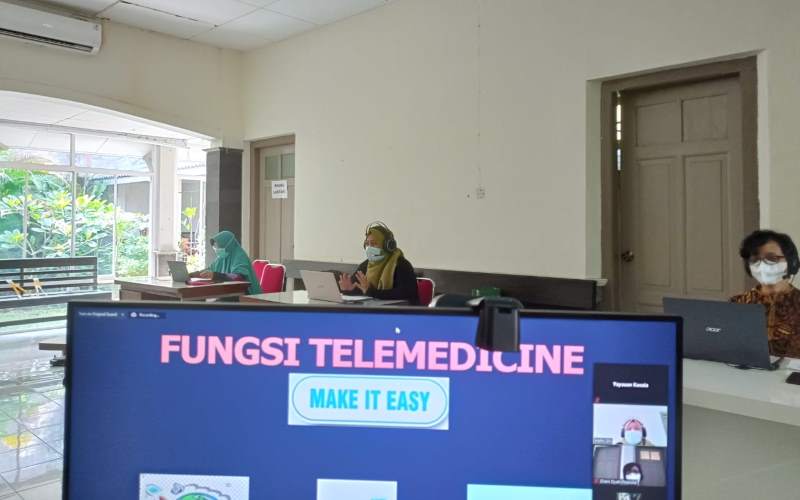 Pelatihan Ketrampilan Komunikasi Medis Jarak Jauh sebagai Solusi untuk Peningkatan Layanan Kesehatan di Kucala Medical Center (KMC) Yogyakarta