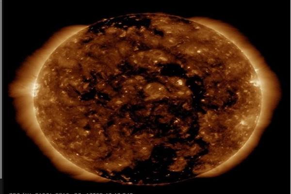 Badai Matahari Berkecepatan 1,8 Juta Km per Jam Hantam Bumi