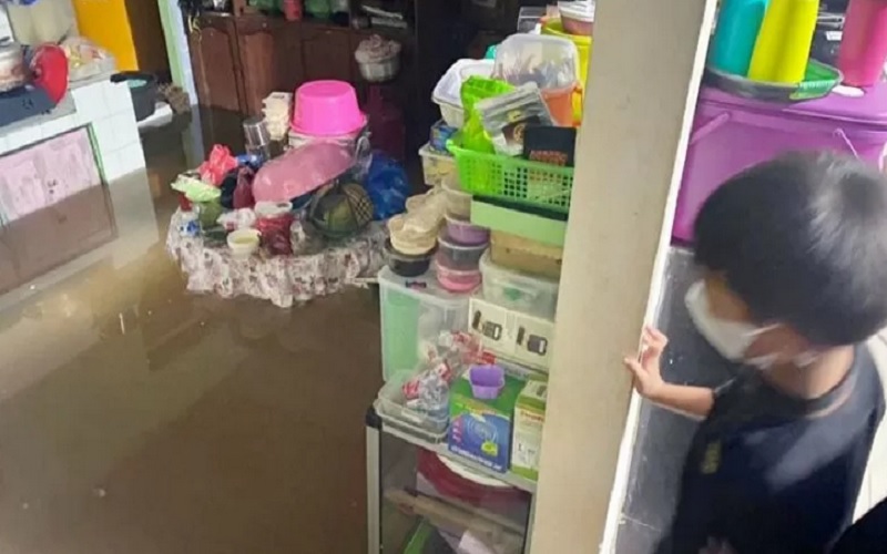 Ratusan Rumah di Medan Terendam Imbas Sungai Deli Meluap