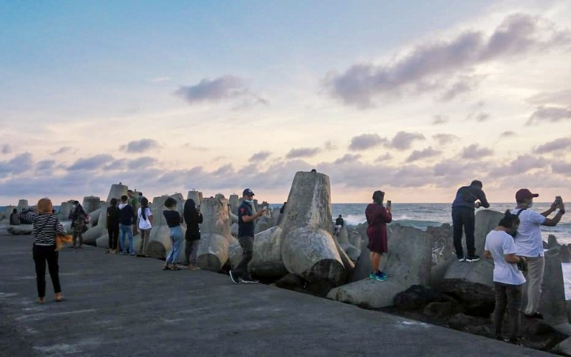 Libur Lebaran, Kunjungan Wisatawan Pantai Glagah Meroket