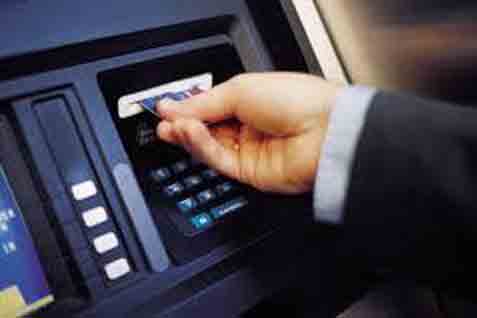 Warganet Keluhkan Tarik Tunai dan Cek Saldo di ATM Link yang Kena Biaya