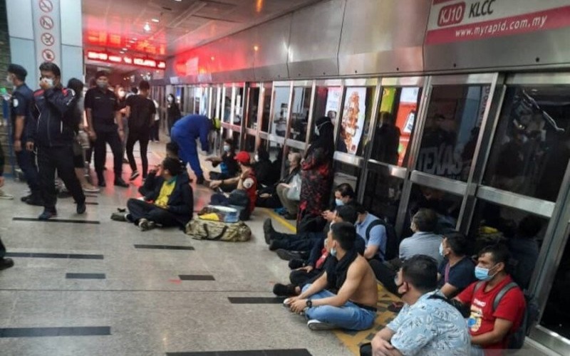 Dua LRT di Kuala Lumpur Bertabrakan, Nasib Penumpang?