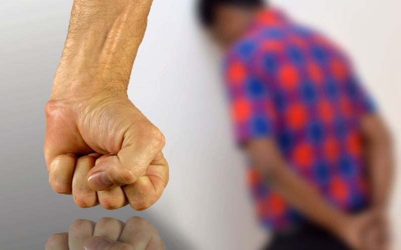 Lelaki Bisa Menjadi Korban Pelecehan Seksual, Ini Dampak yang Mungkin Terjadi
