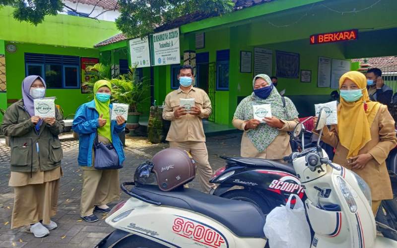 UMY Bantu Kembangkan Unit Usaha Tempe Pesantren Asy-Syifa Muhammadiyah Bantul