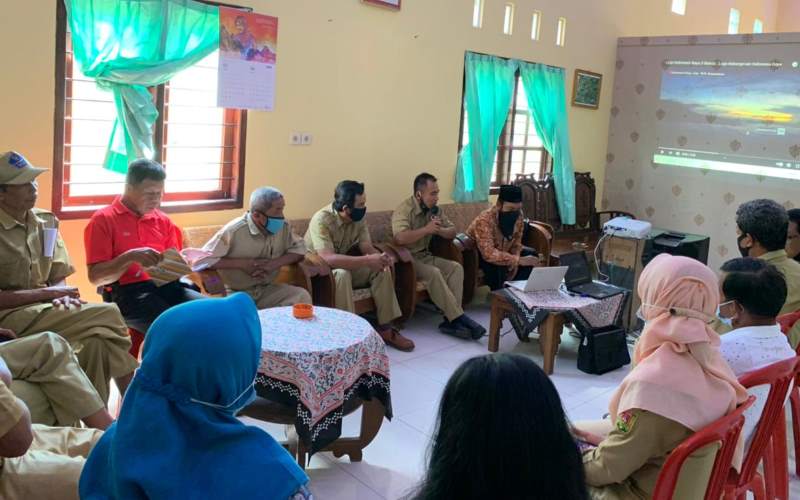UMY Berdayakan Perangkat Desa Wates Magelang dalam Pembuatan Kode Etik Penyelesaian Sengketa Pertanahan