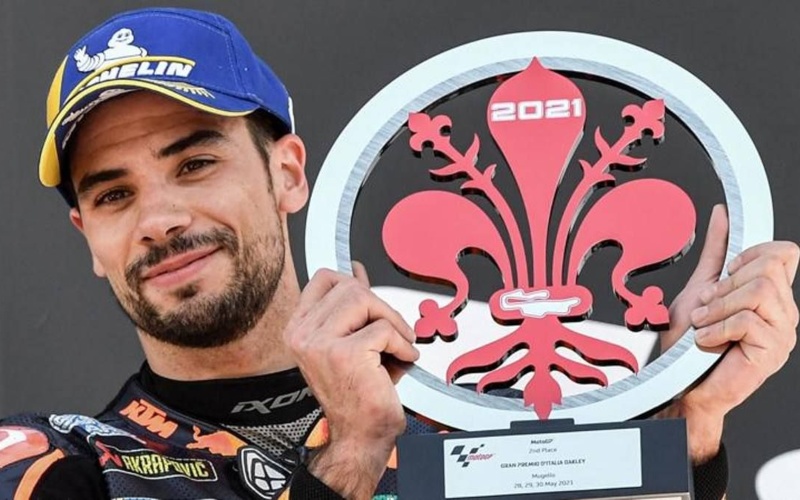 MotoGP: Rossi dan Marquez Jatuh, Oliveira Juara GP Catalunya