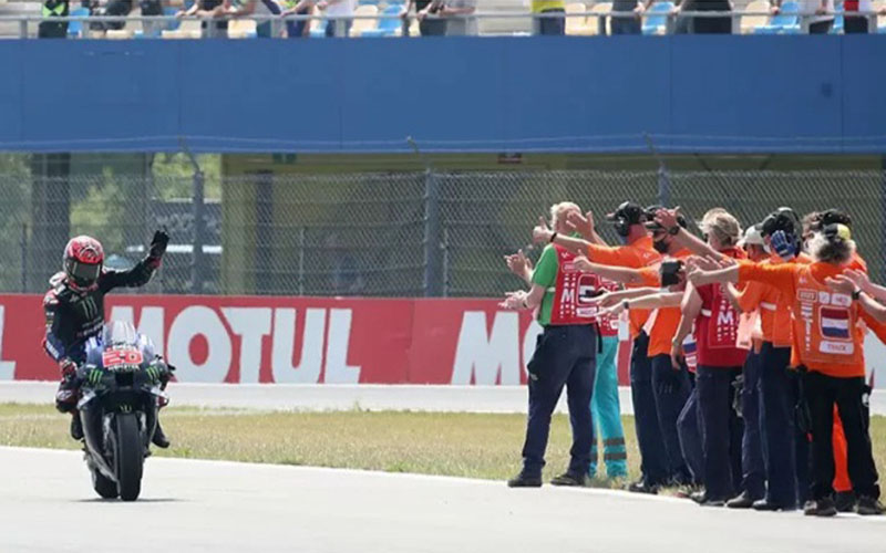 Rossi Kecelakaan di Lap 7, Quartararo Juara GP Belanda di Assen