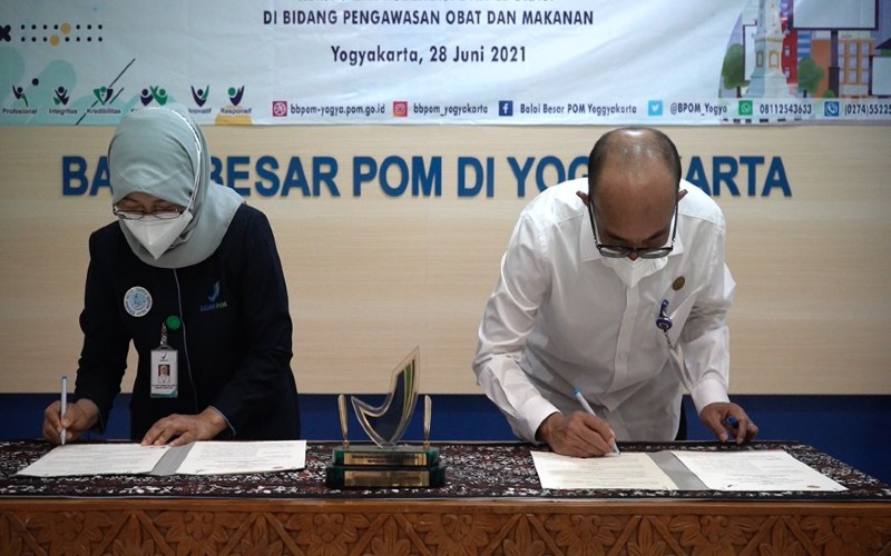 Edukasi Masyarakat Soal Keamanan Pangan, Diskominfo DIY Teken MoU dengan Balai Besar POM di Yogyakarta