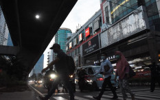 Covid-19 Terus Tembus Rekor, Haruskah Indonesia Lockdown?