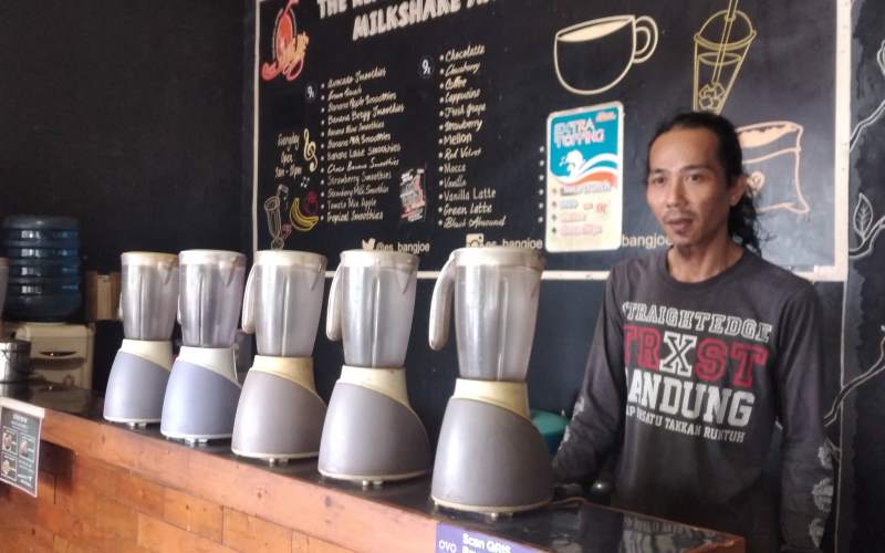 Dihantam Pandemi, Pengusaha Kafe di Sleman Tetap Buka meski Ngos-ngosan