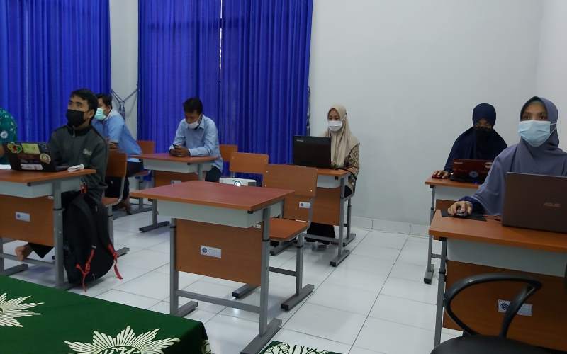 Dosen UMY Bantu Pesantren Asy-Syifa’ Muhammadiyah Bantul Kembangkan Platform Khusus Media Pembelajaran