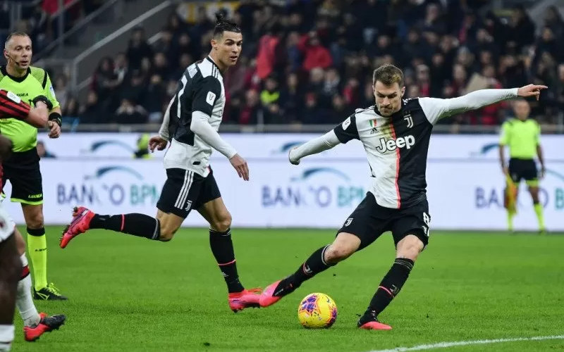 Tak Begitu Nyetel di Juventus, Si Nyonya Tua Mau Jual Ramsey