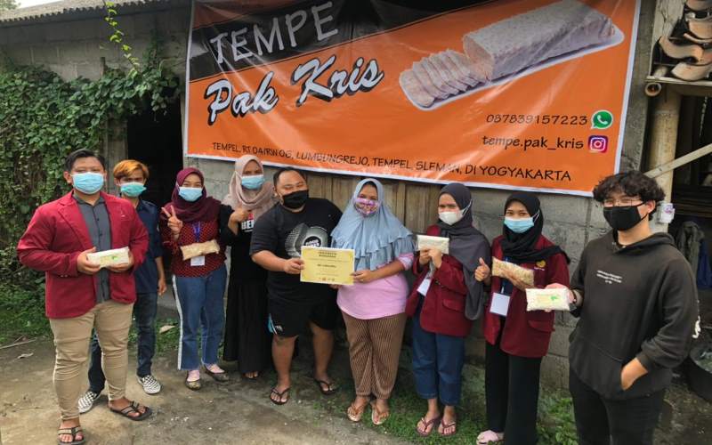 KKN UMY Kuatkan Daya UMKM Tempe dan Tahu Bakso di Tengah Pandemi