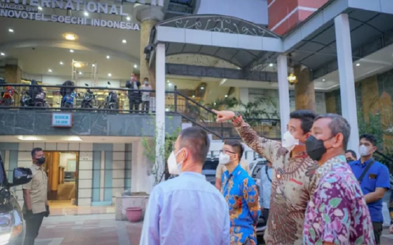 Pemerintah Wajibkan PPKM Level 4 untuk 45 Kabupaten Kota di Luar Jawa-Bali