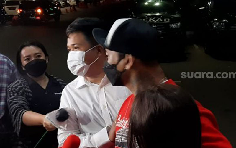 Jerinx Datangi di Polda Metro Jaya, Tegaskan Tidak Dijemput Paksa