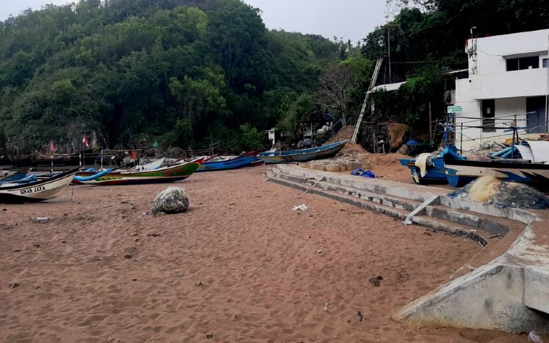 Proyek Talut Pantai Baron Rp2,8 Miliar Bermasalah, Pemborong Terancam Di-blacklist