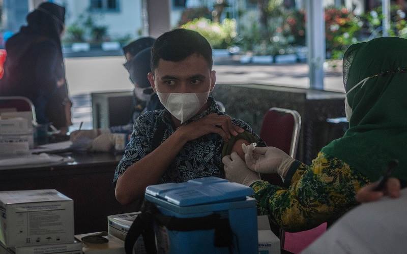 41,53 Juta Warga Indonesia Sudah Dapat Vaksinasi Dosis Lengkap