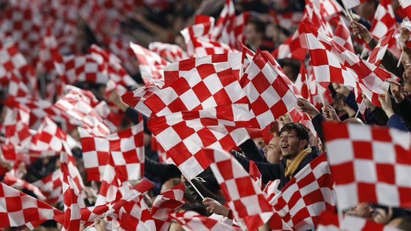 Dibekuk Feyenoord, PSV Gagal Rebut Puncak Klasemen dari Ajax