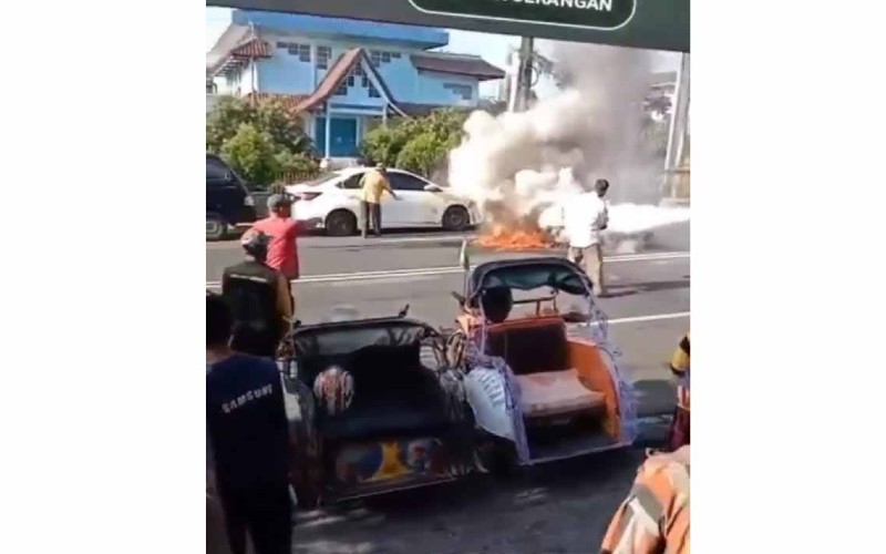 2 Motor Terbakar di Jalan RE Martadinata Jogja