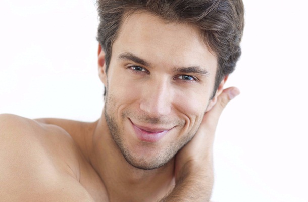 Ini Jenis Skincare yang Diperlukan Pria Biar Wajah Lebih Halus dan Glowing